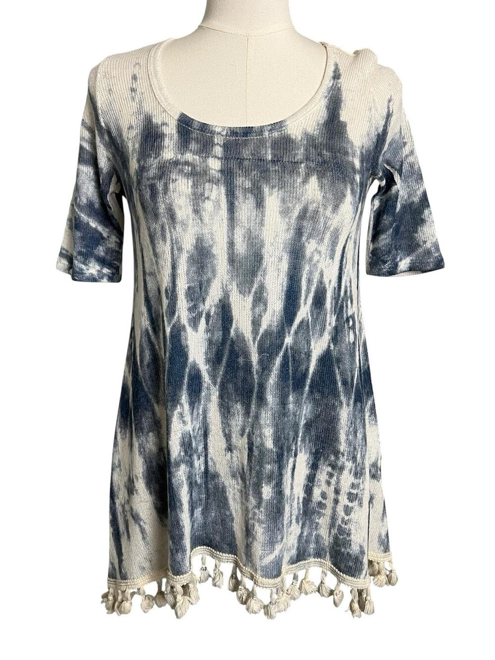 Altar'd State Tunic Top Womens Small Blue Tie Dye Tassel Hem Boho Knit